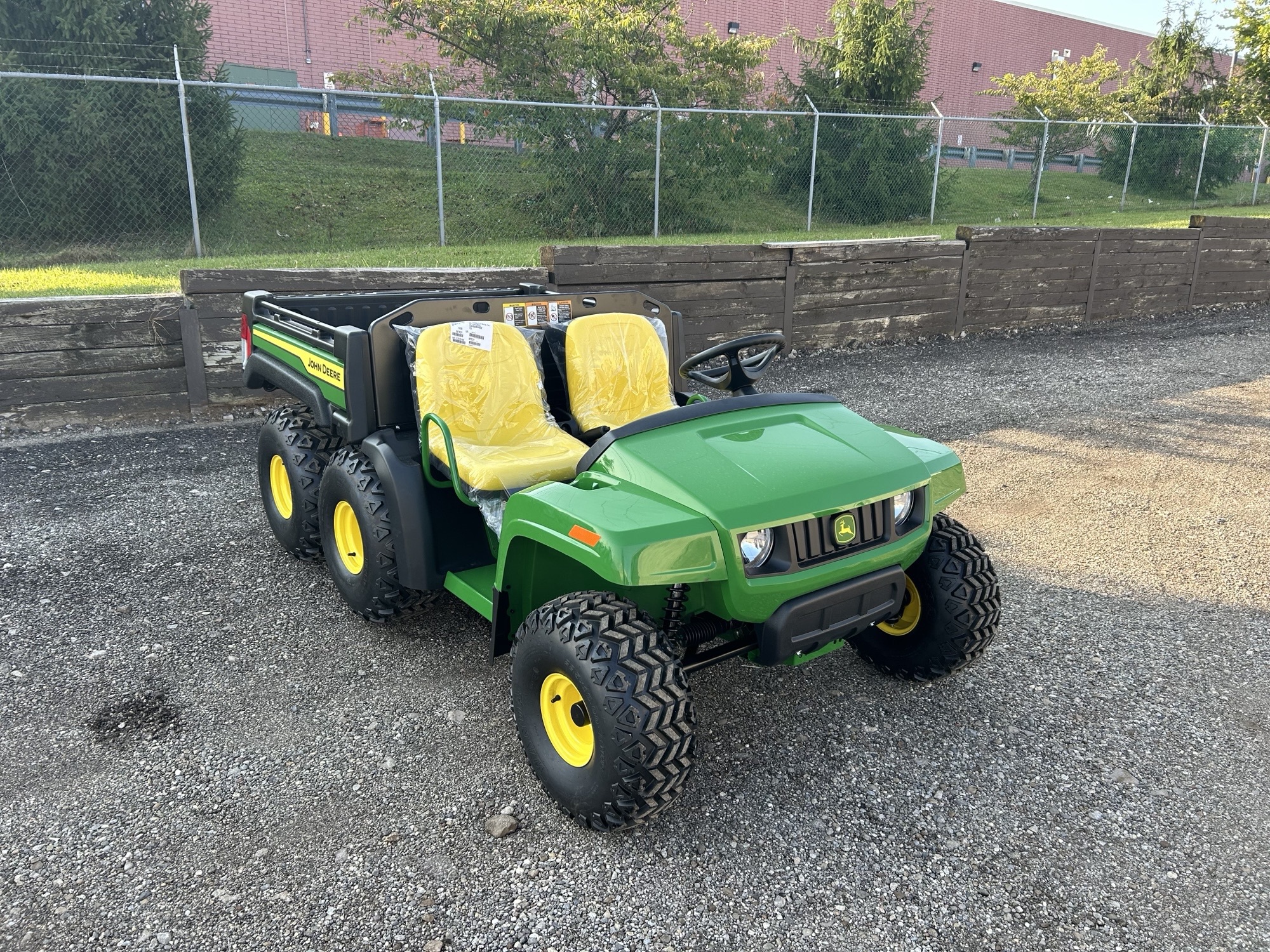 2025 John Deere TH6X4 Image 1