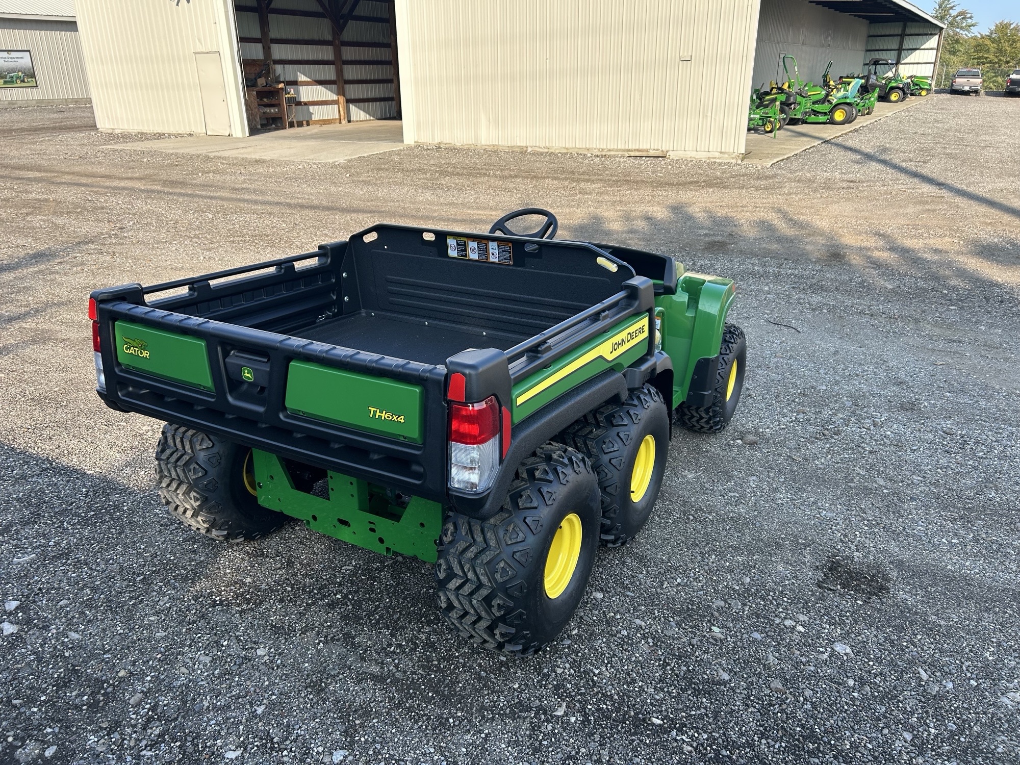 2025 John Deere TH6X4 Image 4