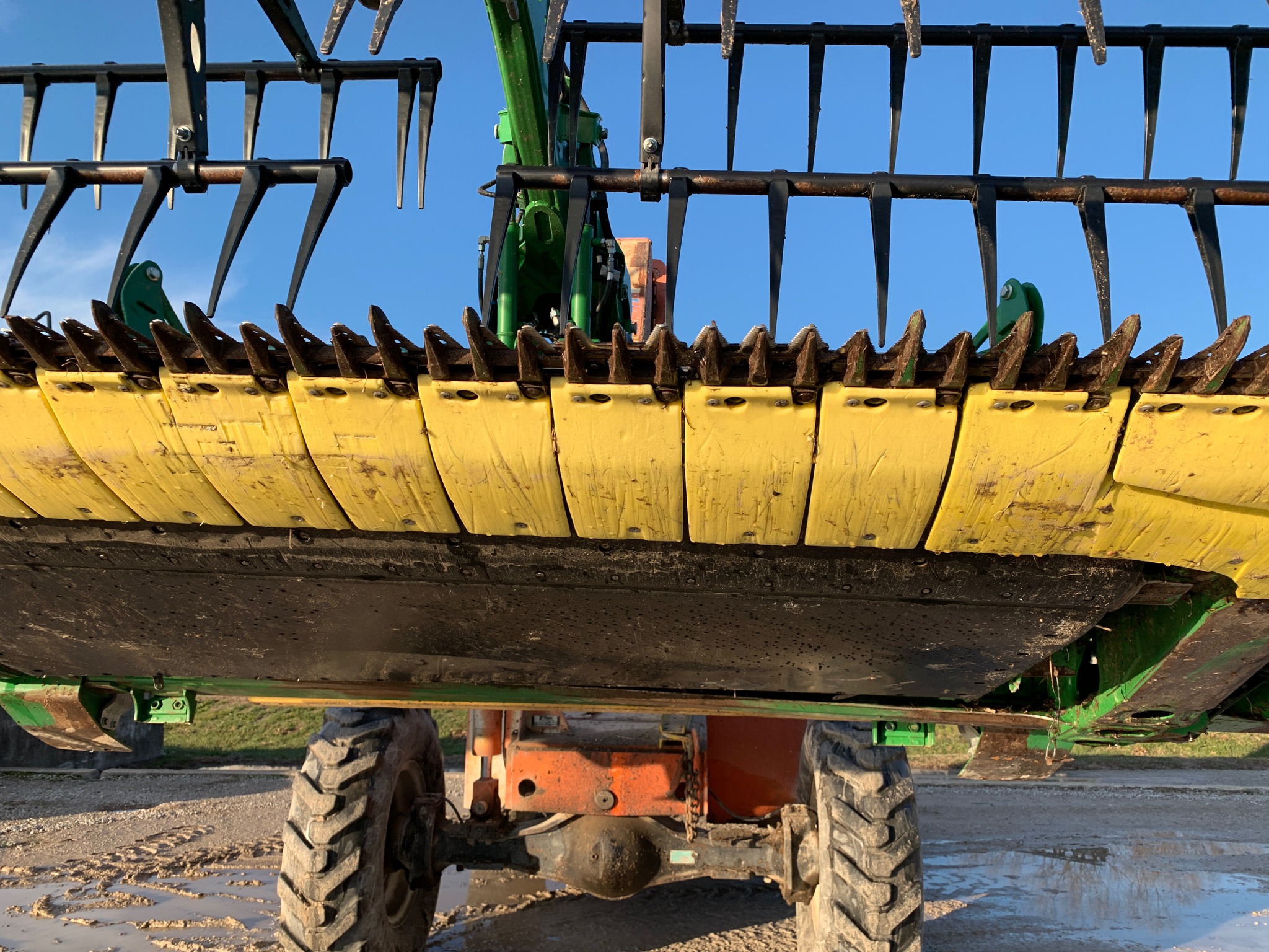  2022 John Deere HD45F at Heritage Tractor in Lamar, MO
