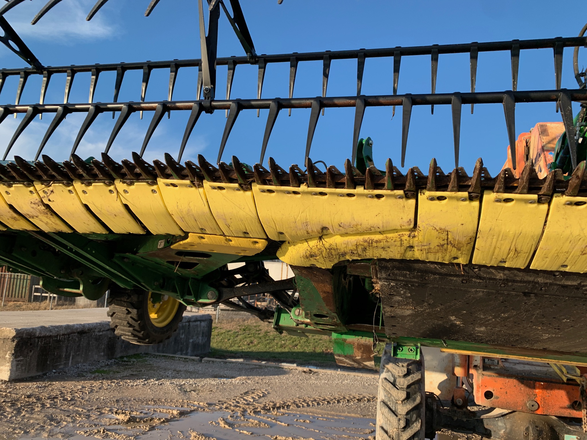  2022 John Deere HD45F at Heritage Tractor in Lamar, MO