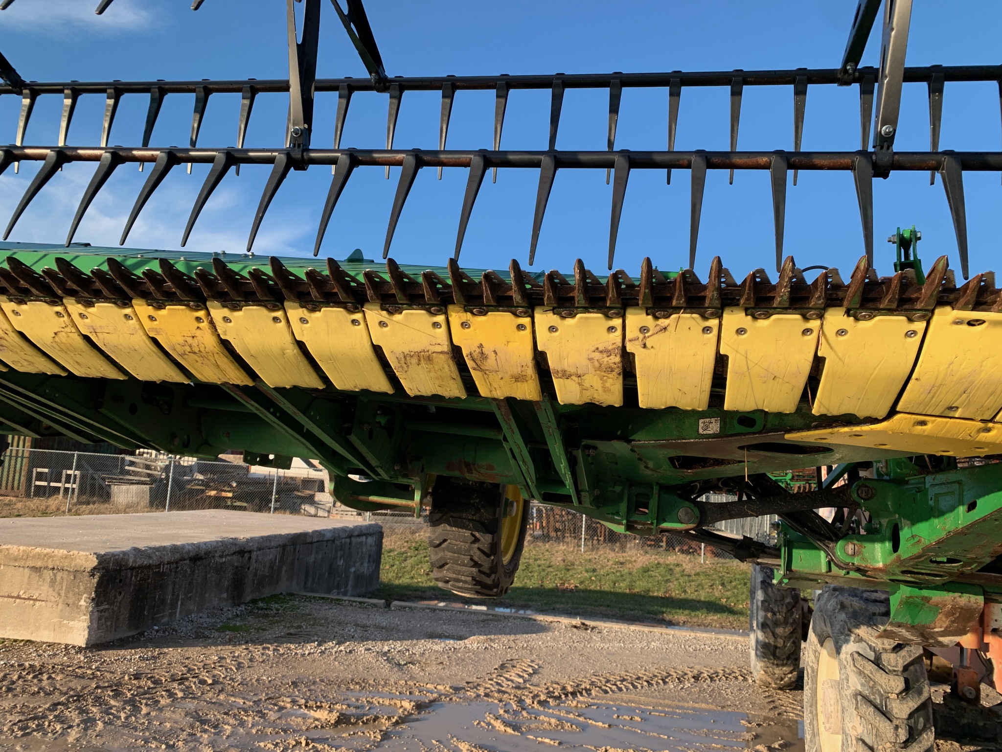  2022 John Deere HD45F at Heritage Tractor in Lamar, MO