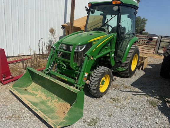 Photo of 2019 John Deere 3039R
