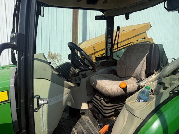 Photo of 2019 John Deere 3039R