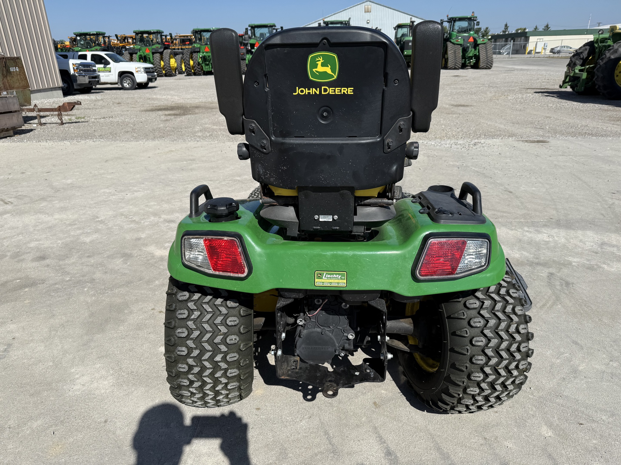 2013 John Deere X739 Image 6