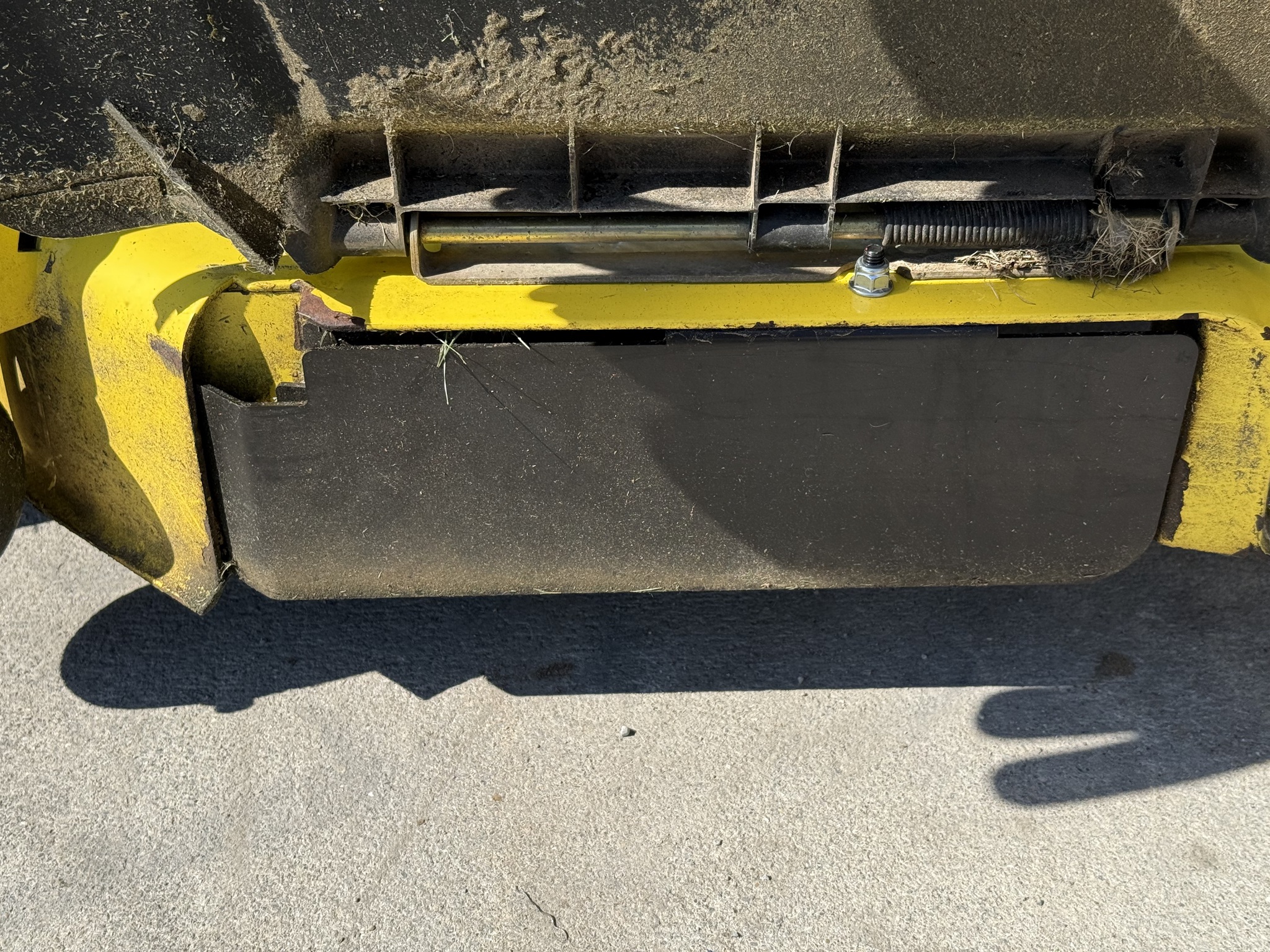 2013 John Deere X739 Image 10