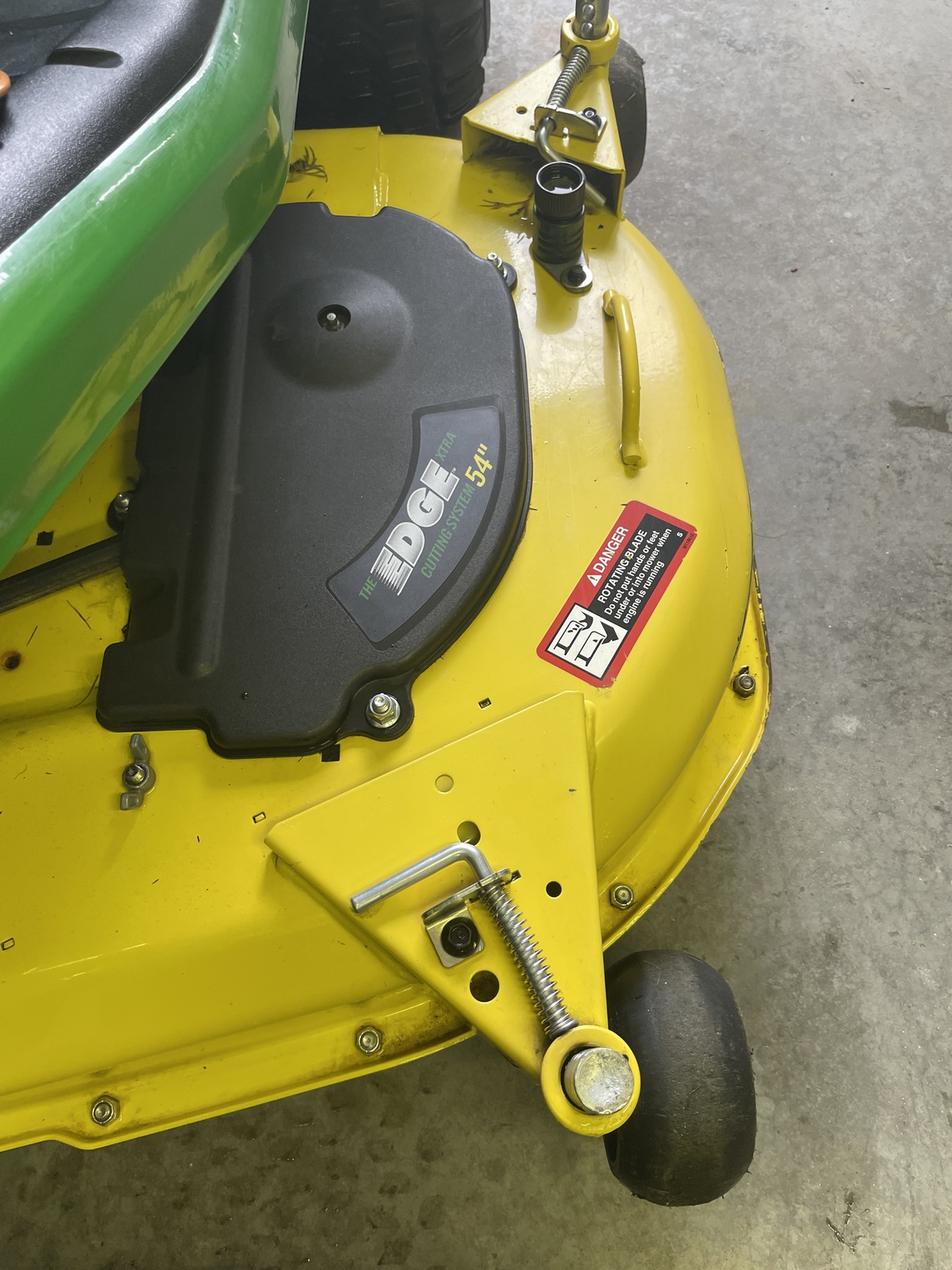 2011 John Deere X728 Image 6
