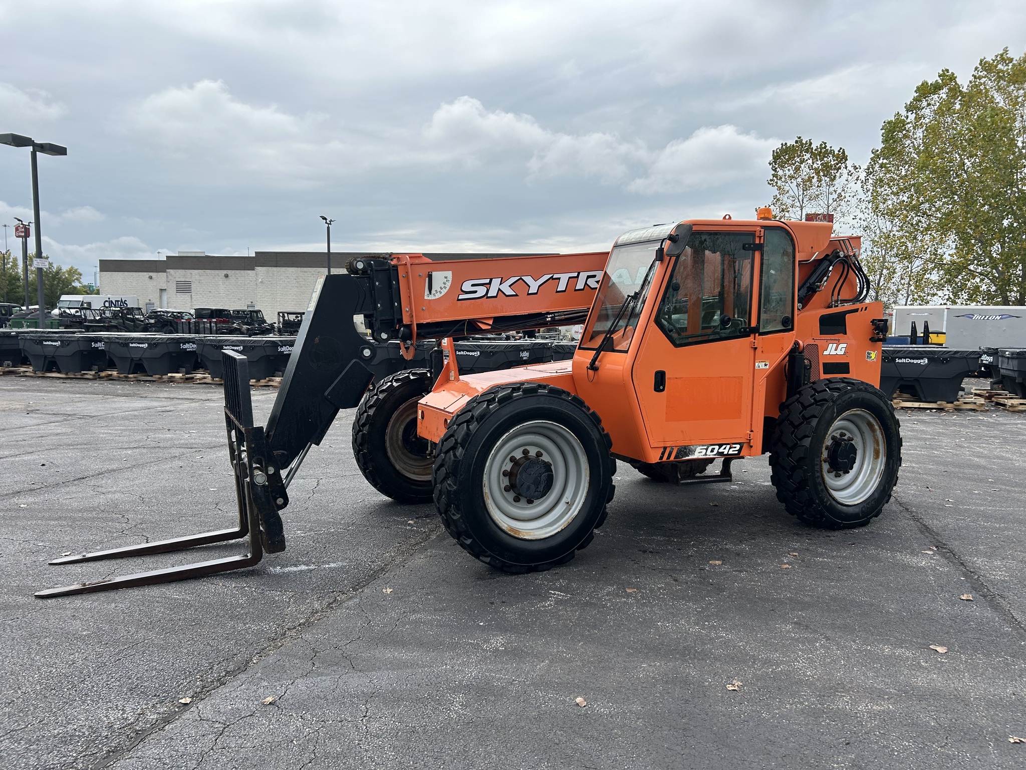 2017 Skytrak 6042 Image 1
