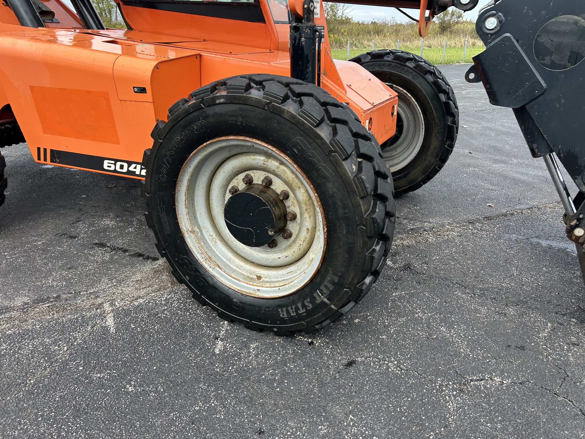 2017 Skytrak 6042 Image 6