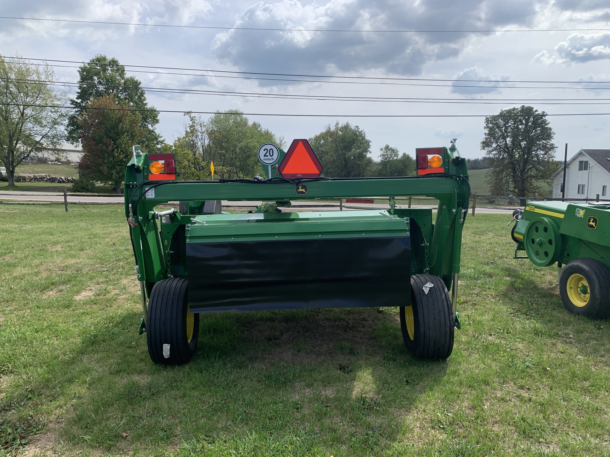 John Deere S300 Image 3