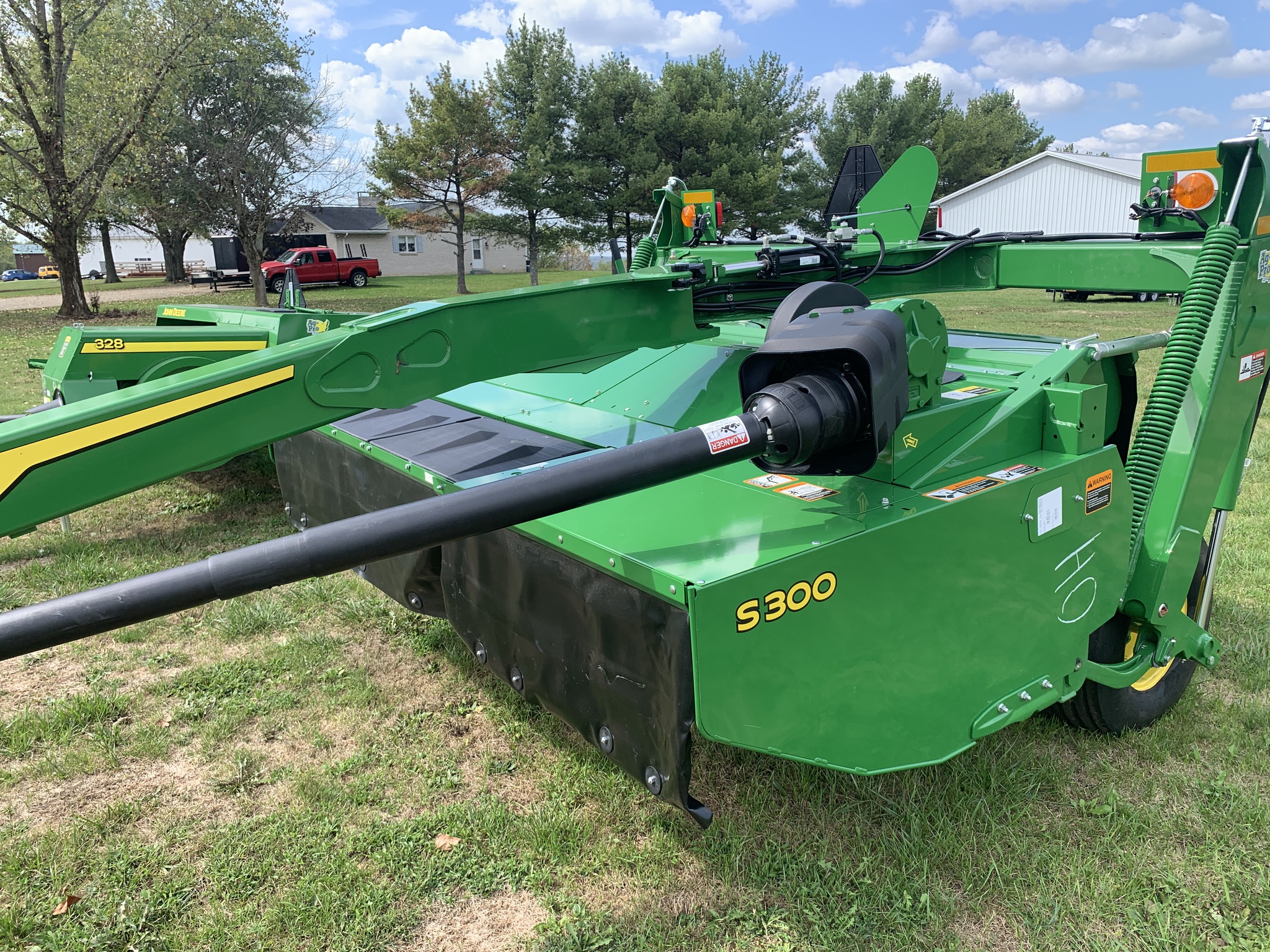 John Deere S300 Image 6