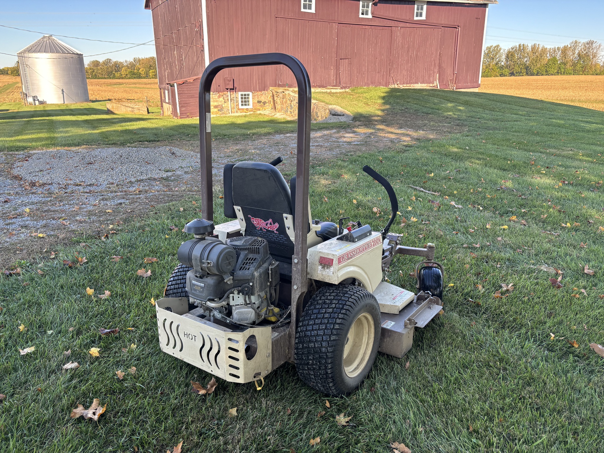 Used 2024 Grasshopper 226V Zero Turn Mowers at Koenig Equipment in Tipp City, OH - PhotoXL6