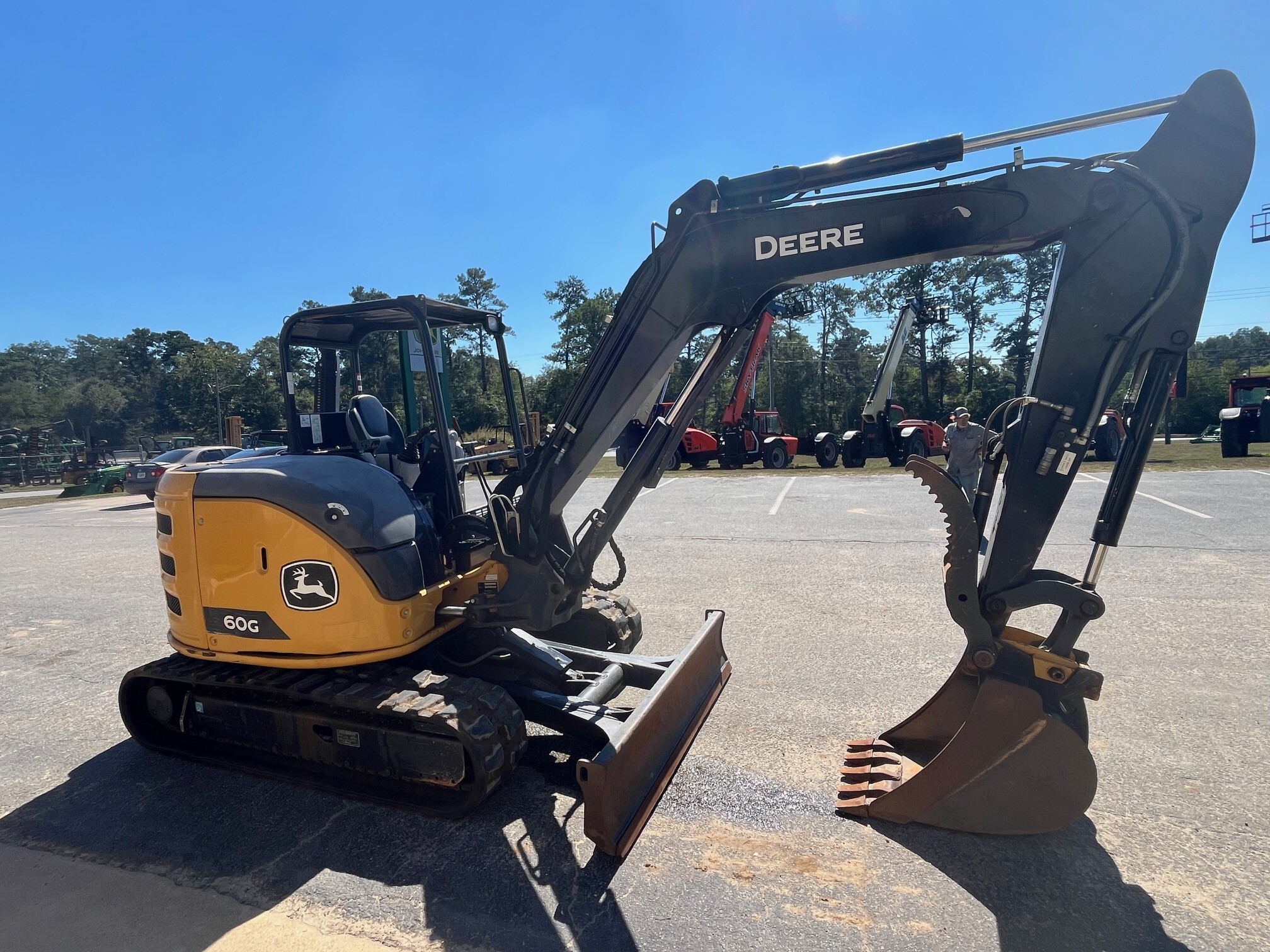 2022 John Deere 60G Image 4