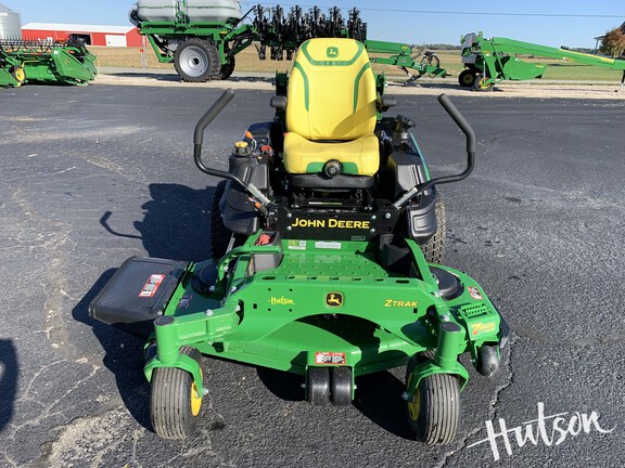 Photo of 2025 John Deere Z950M