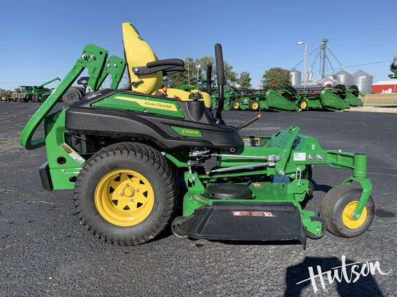 Photo of 2025 John Deere Z950M