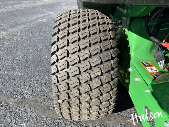 Photo of 2025 John Deere Z950M