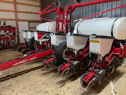 Planter For Sale 2016 White 9222 