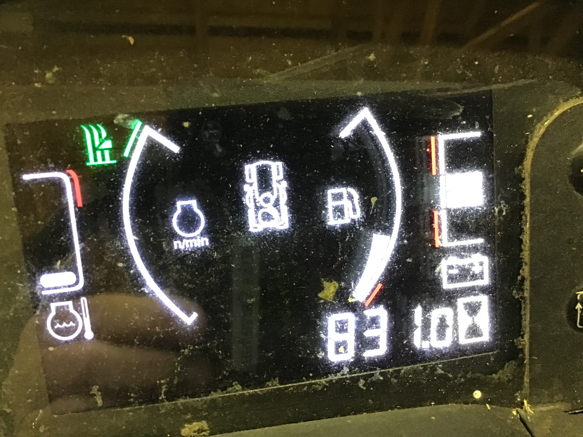 2017 John Deere X758 Image 9