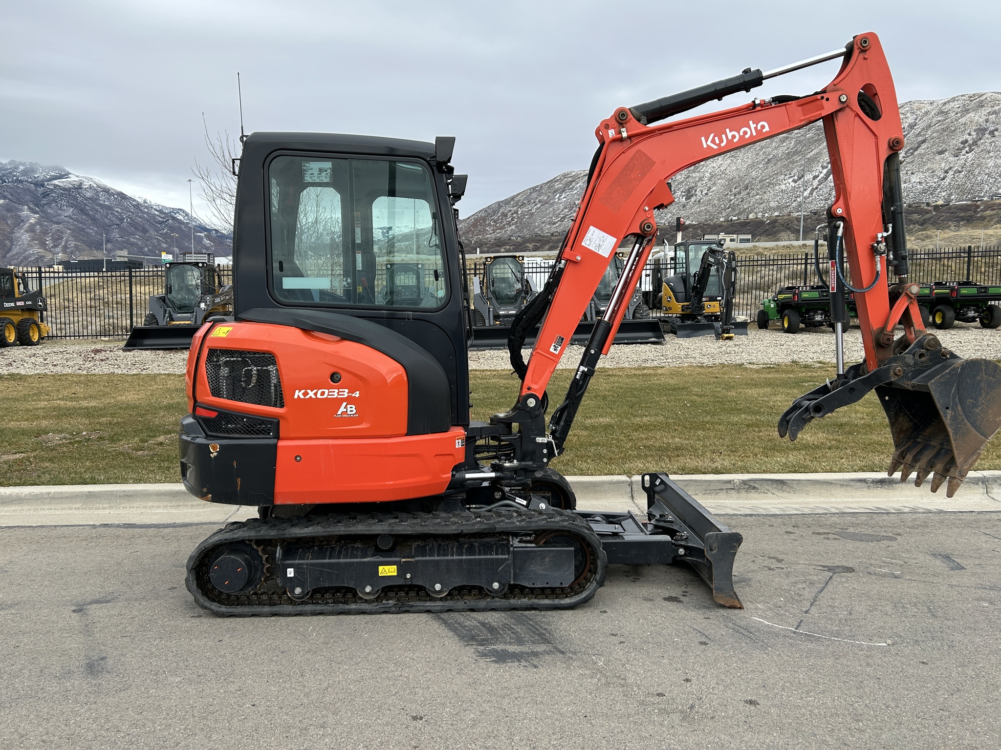 2024 Kubota KX033-4 Image 9