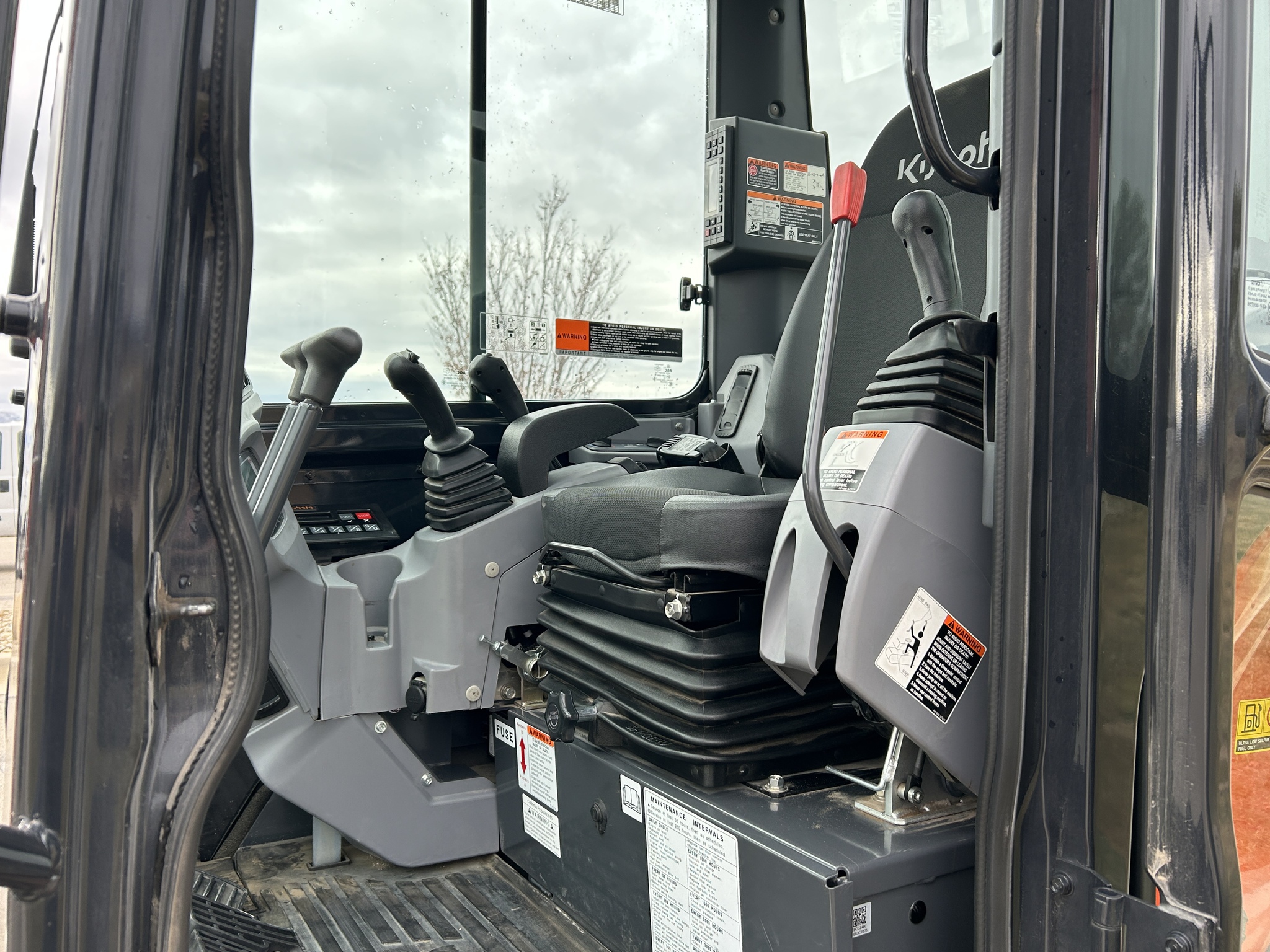 2024 Kubota KX033-4 Image 18