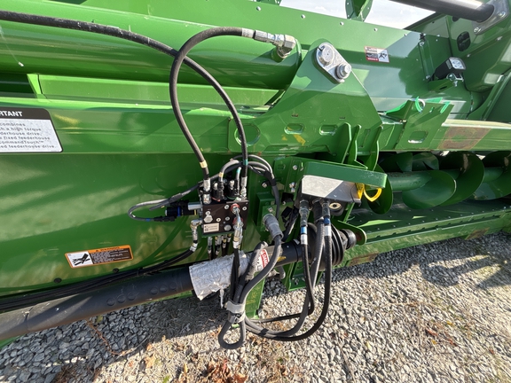 Used 2023 John Deere C16F Corn and Row Crop headers at Koenig Equipment in Urbana, OH - Photo17