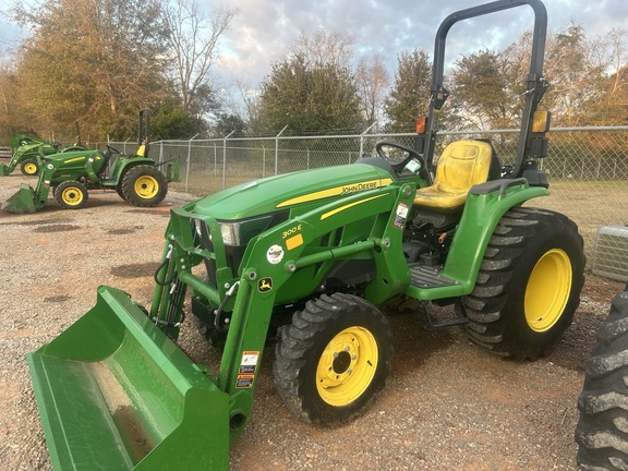 2023 John Deere 3025E Photo 1