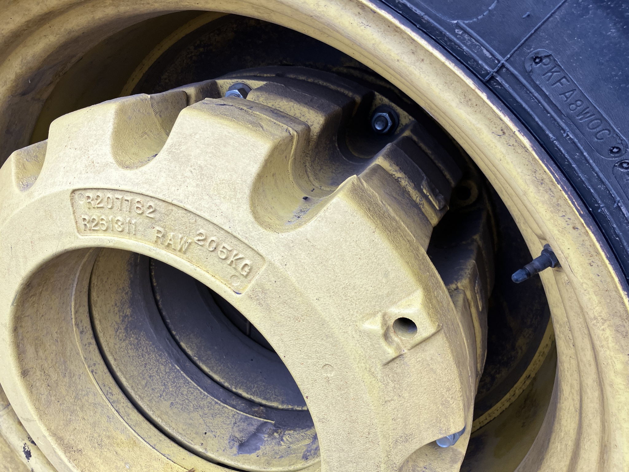 2011 John Deere 9330 Image 10