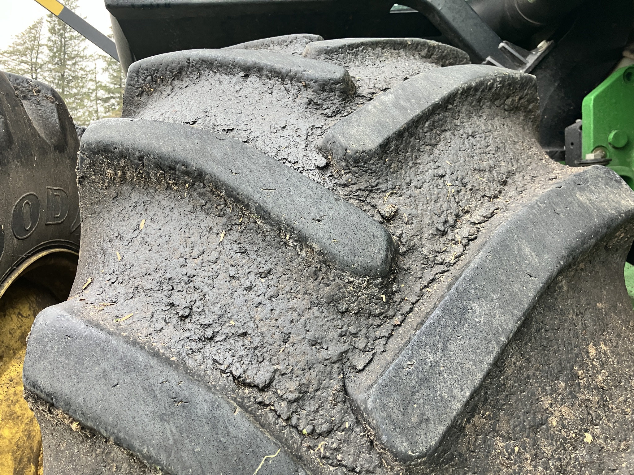 2011 John Deere 9330 Image 18