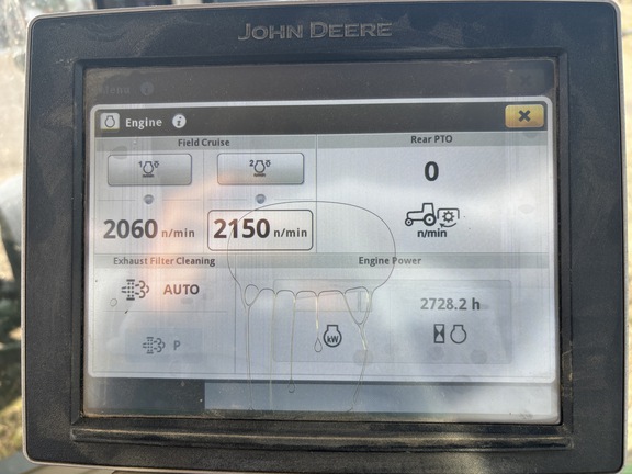 Photo of 2015 John Deere 8320R