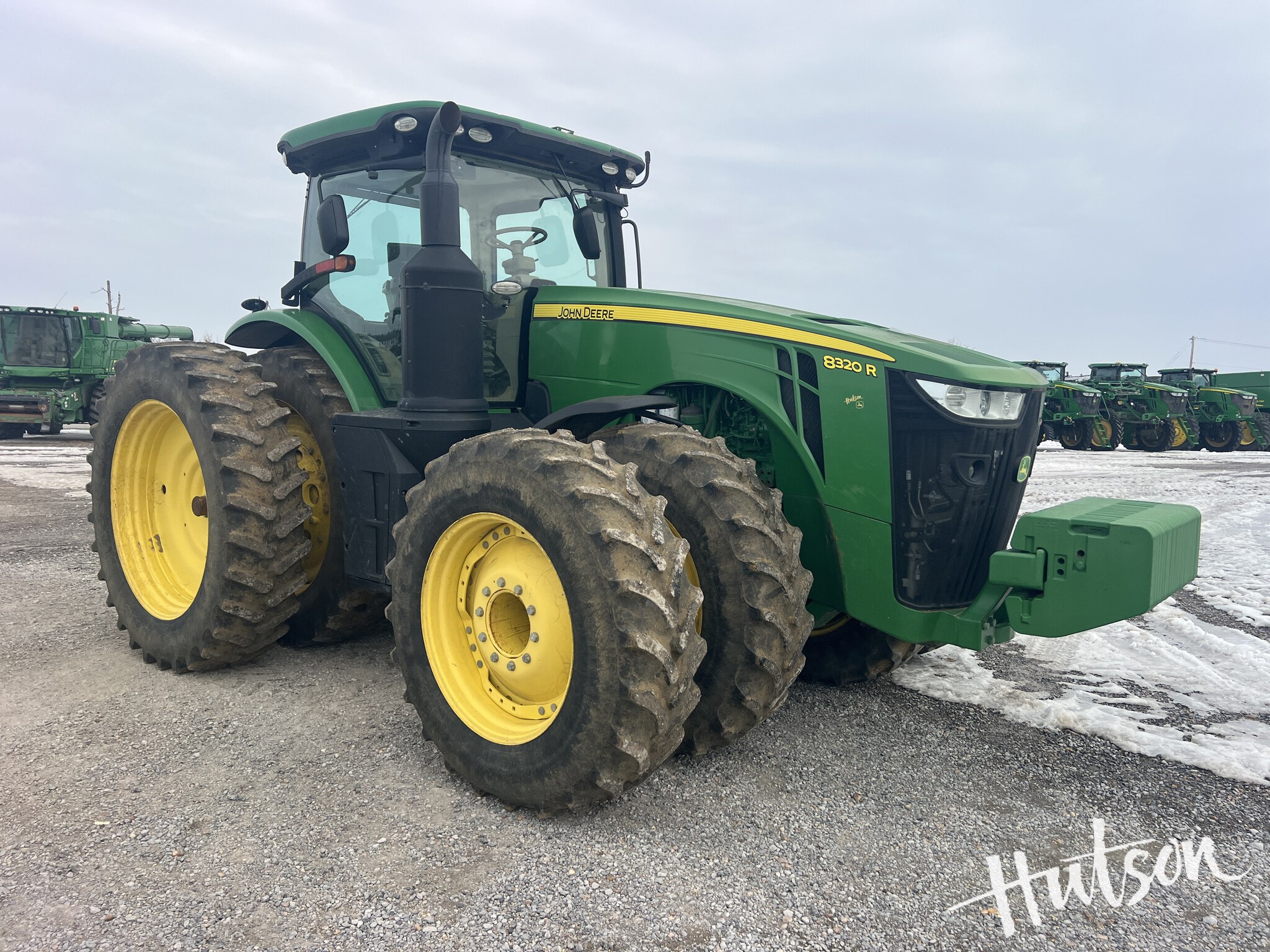 2015 John Deere 8320R