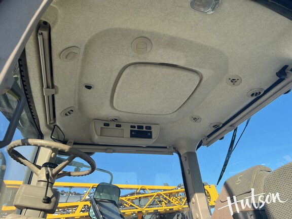 Photo of 2015 John Deere 8320R