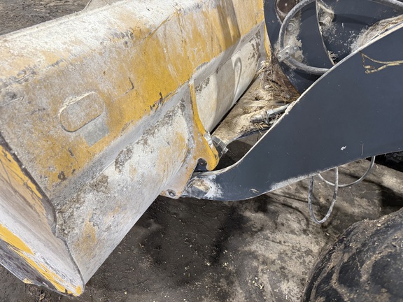 2016 John Deere 324K - Photo20