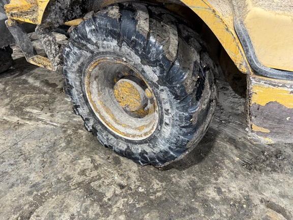 2016 John Deere 324K - Photo17