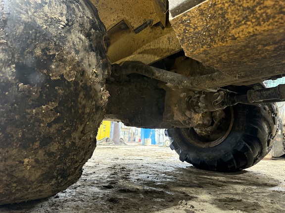 2016 John Deere 324K - Photo13