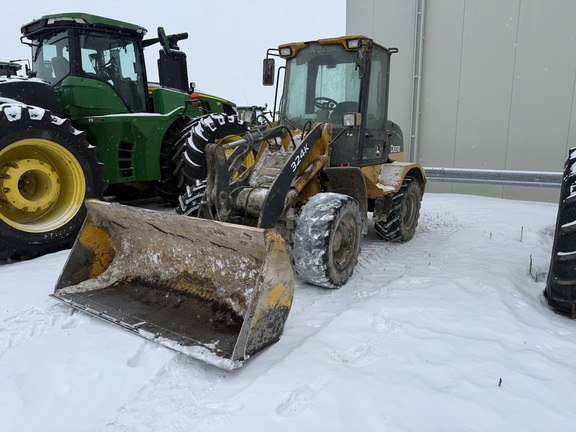  John Deere 324K