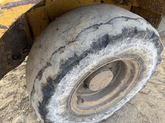 2016 John Deere 324K - Photo13