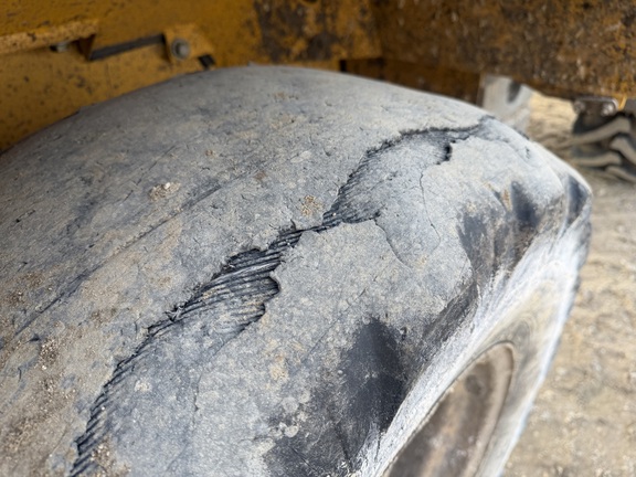 2016 John Deere 324K - Photo14