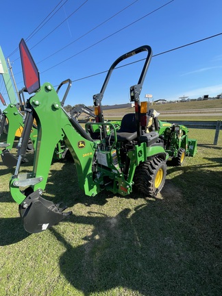 2024 John Deere 1025R Photo 2