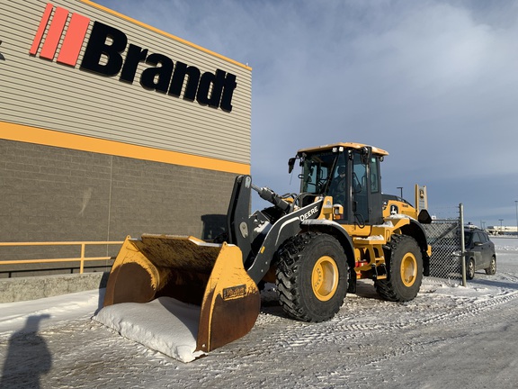 2024 John Deere 544 P