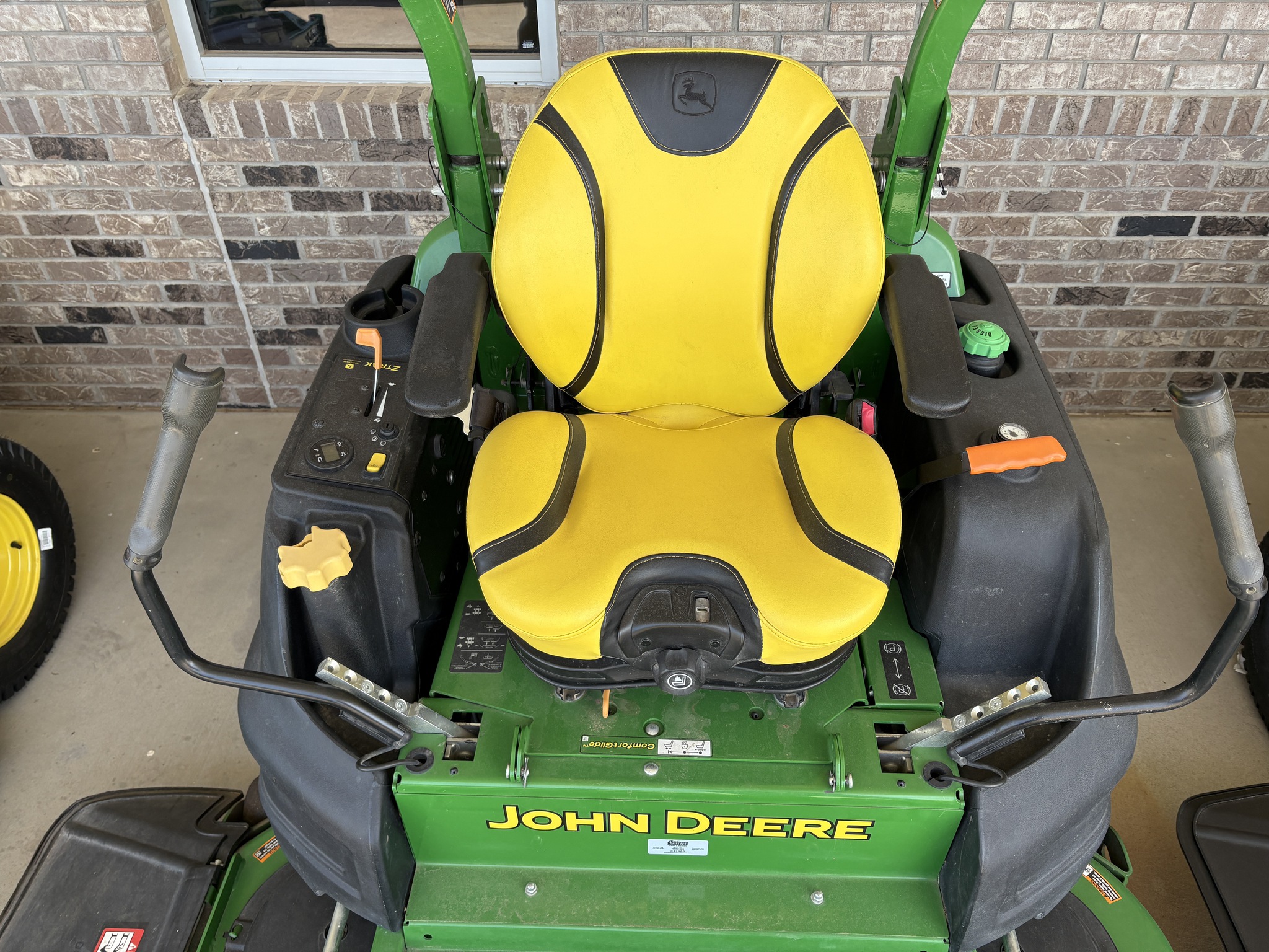 2020 John Deere Z997R Image 10