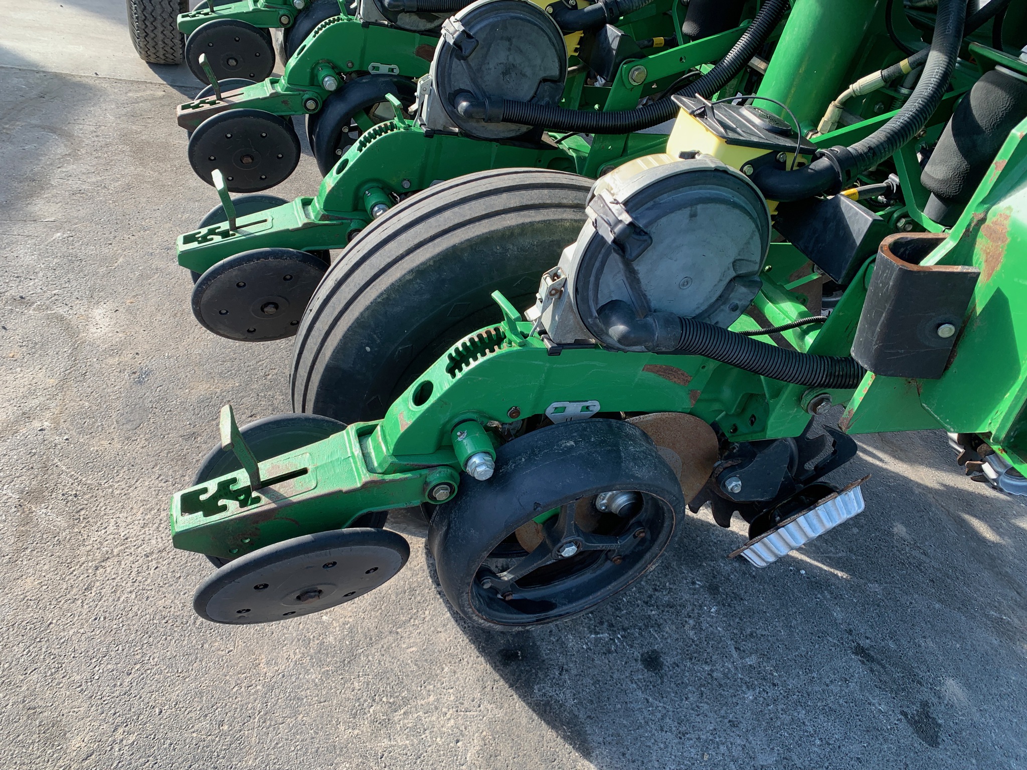  2011 John Deere 1790 at Heritage Tractor in Lamar, MO