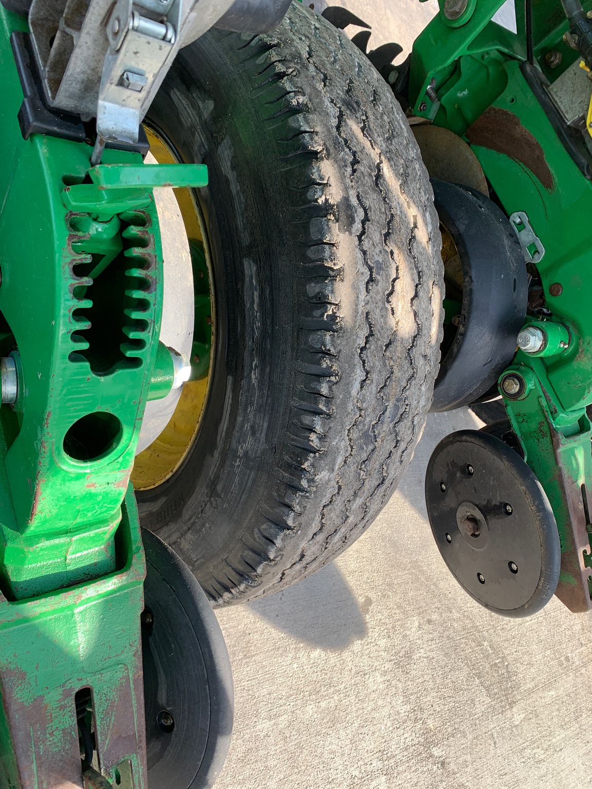  2011 John Deere 1790 at Heritage Tractor in Lamar, MO
