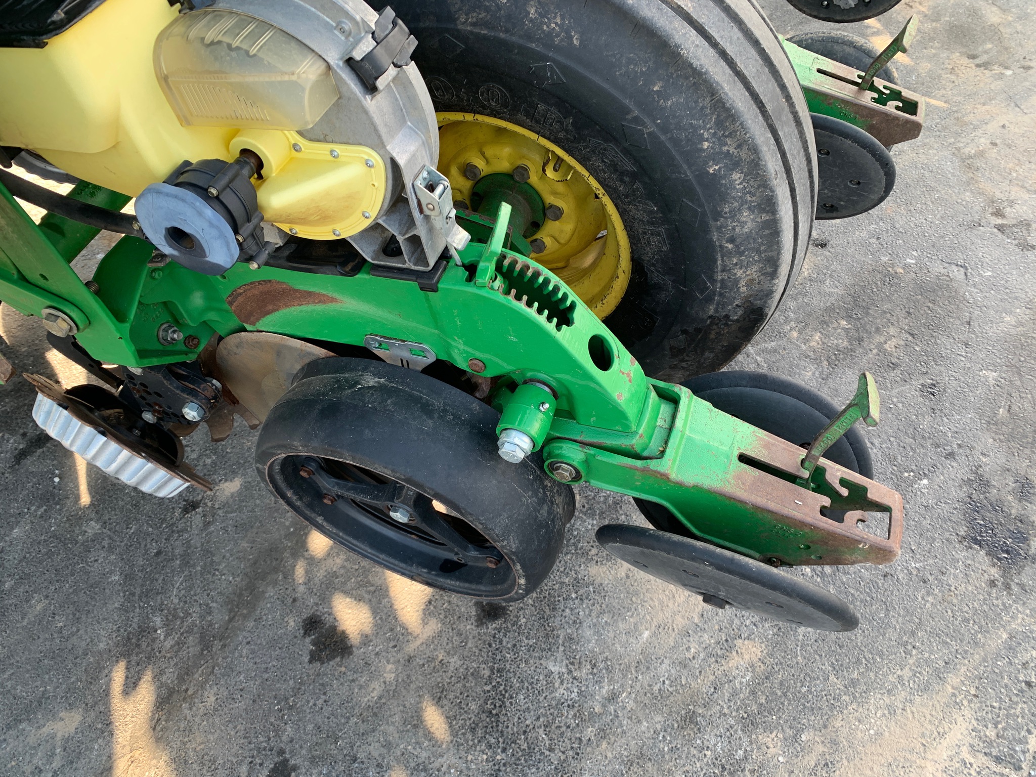  2011 John Deere 1790 at Heritage Tractor in Lamar, MO