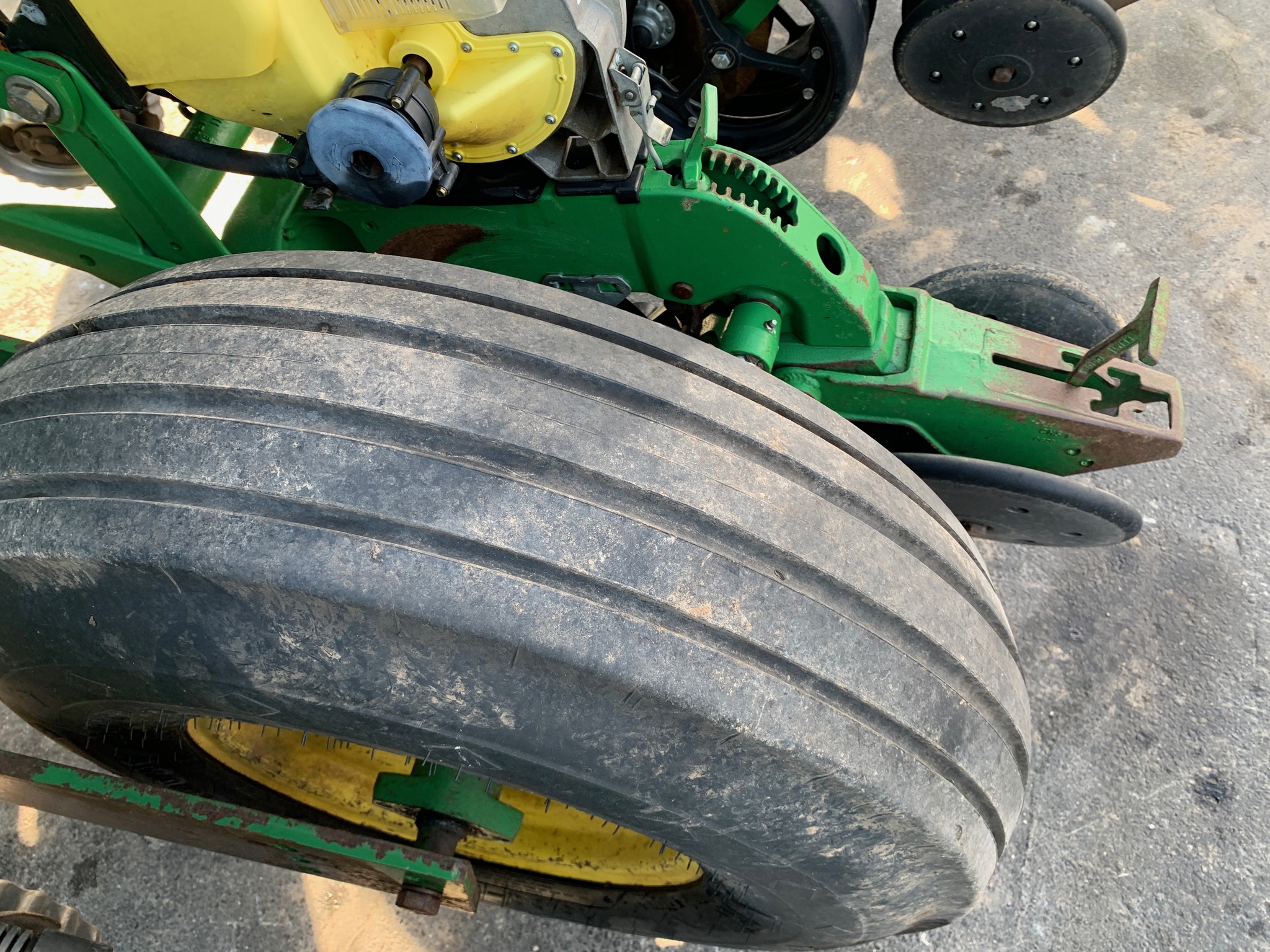  2011 John Deere 1790 at Heritage Tractor in Lamar, MO