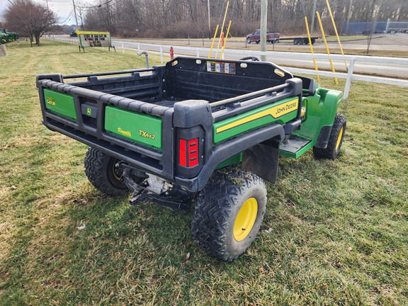 2023 John-Deere TX 4X2