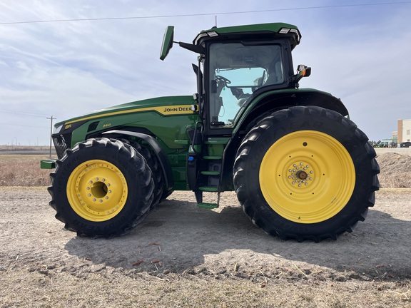 2025 John Deere 8R 340 - Photo8