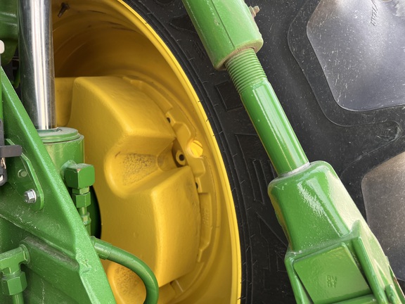 2025 John Deere 8R 340 - Photo18