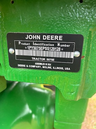2025 John Deere 5075E Photo 5
