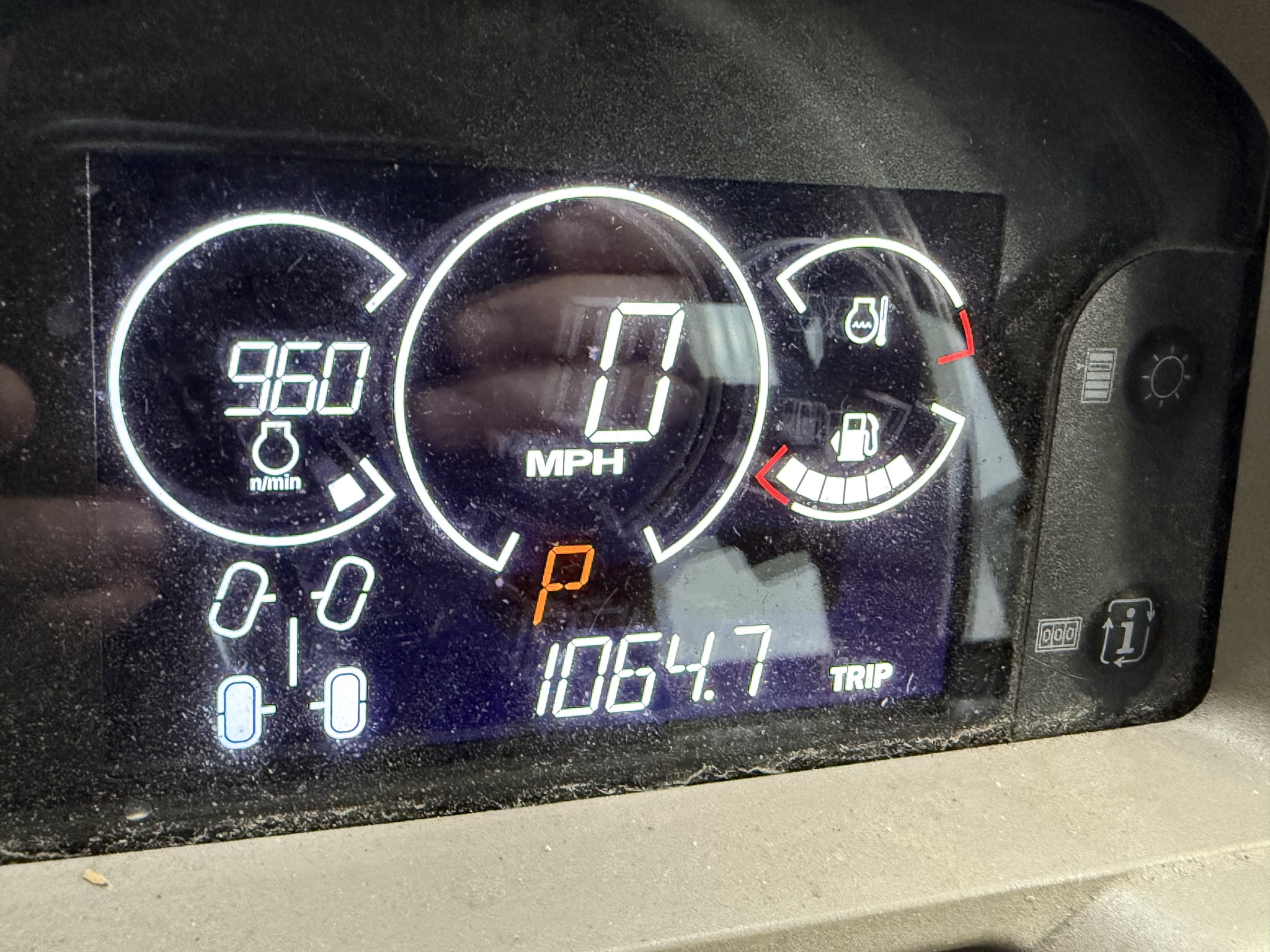 2024 John Deere XUV 835R Image 8