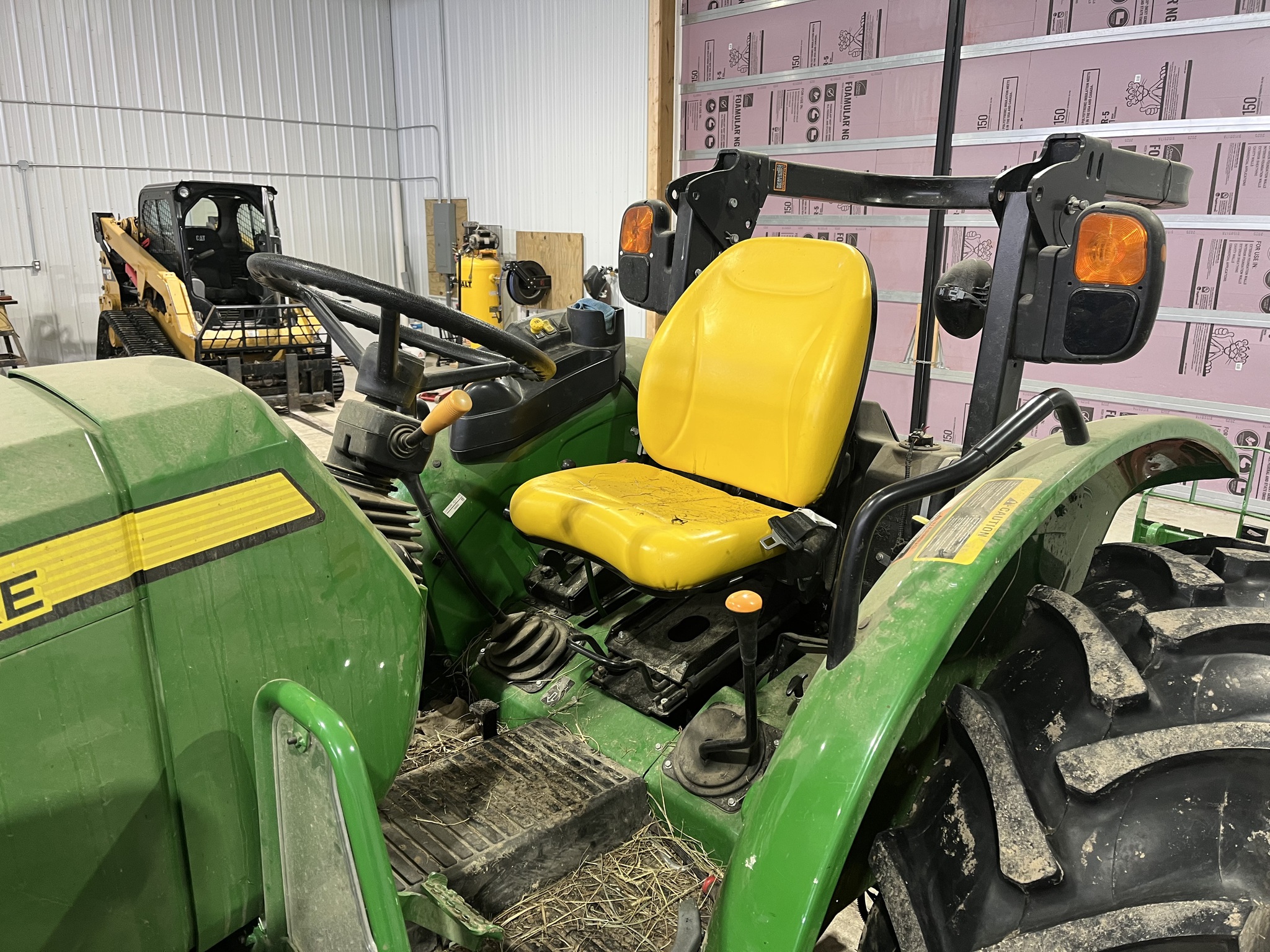 Used 2022 John Deere 5075E Utility Tractors at Koenig Equipment in Anna, OH - PhotoXL7