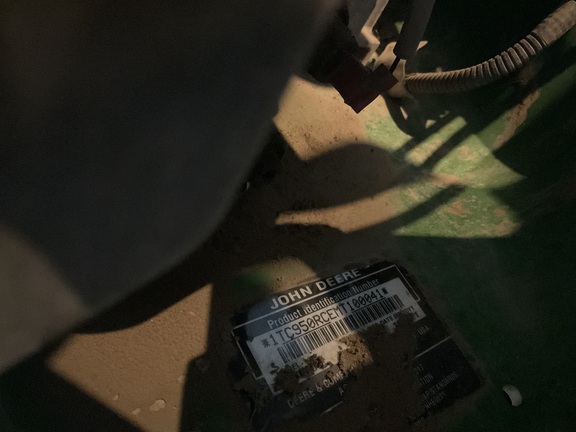 Photo of 2022 John Deere Z950R